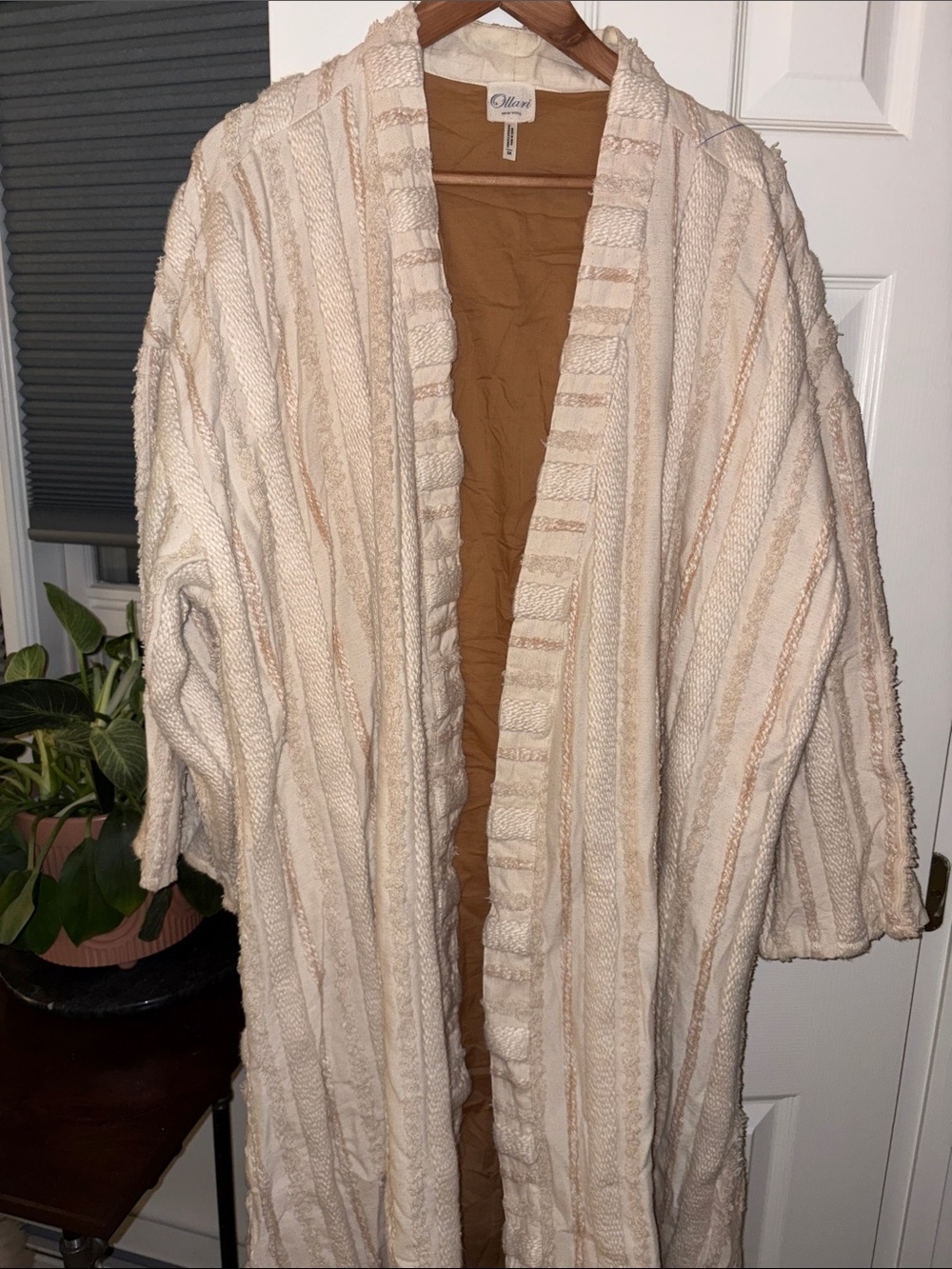 Ollari New York Cozy Cream Textured Open-Front Women’s Long Kimono Style Coat